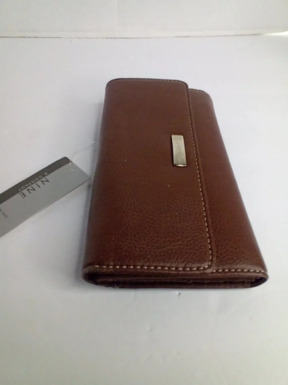 Nine & Company Wallet Tri-Fold Checkbook Pen Holder Leather Brown